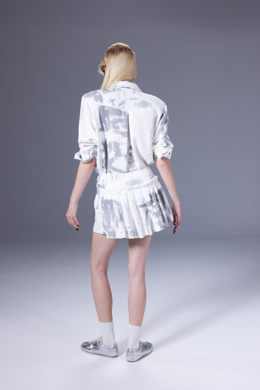 White Calligraphy Pleated Skirt